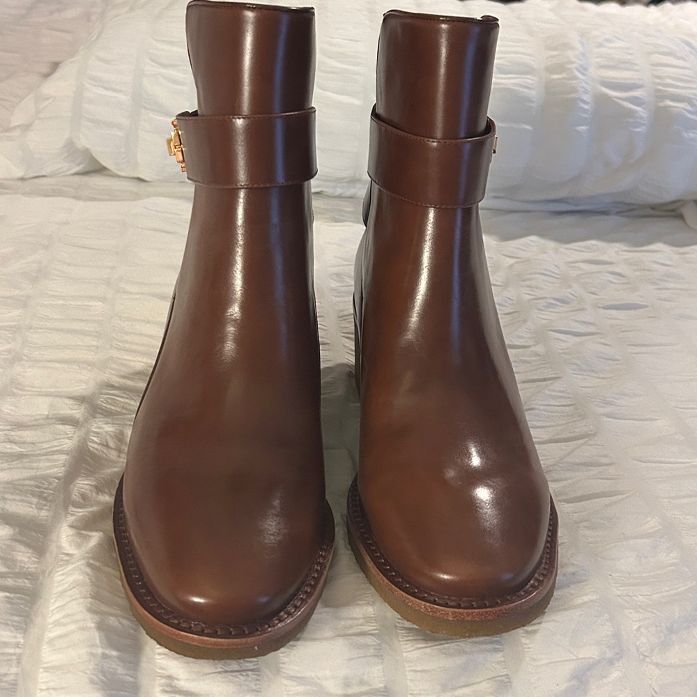 New Brown Leather lUpper Ankle Boots Tory Burch